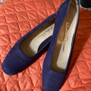 Navy blue Salvatore Ferragamo flat size 6.5